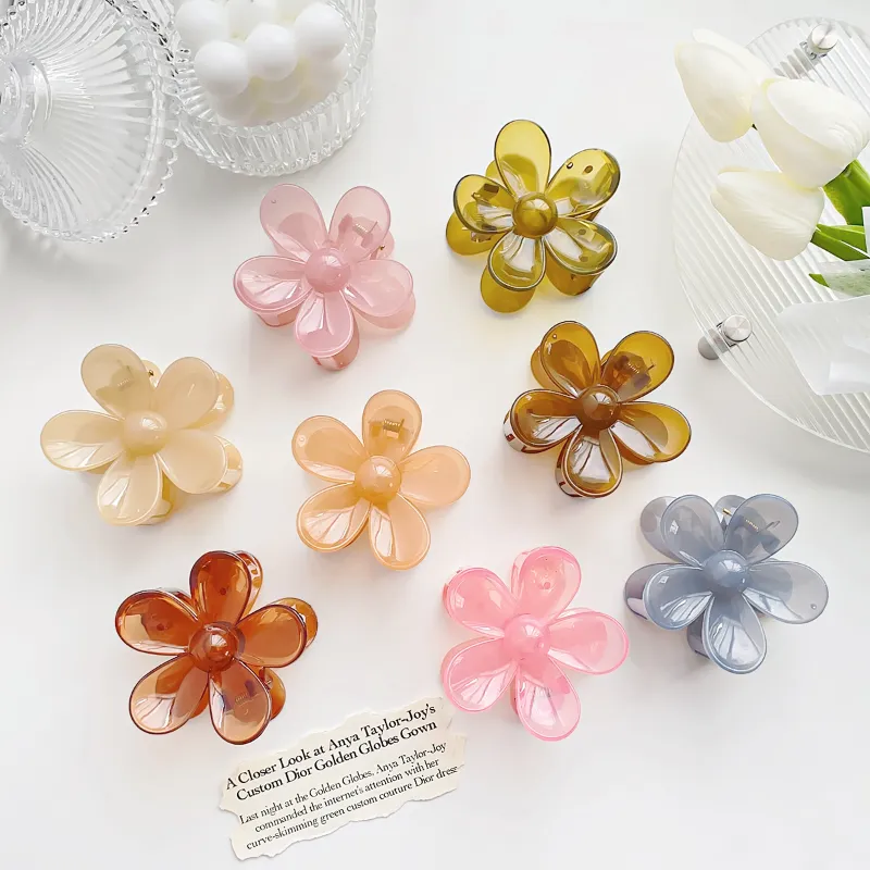 Large Transparent Flower Hair Claw