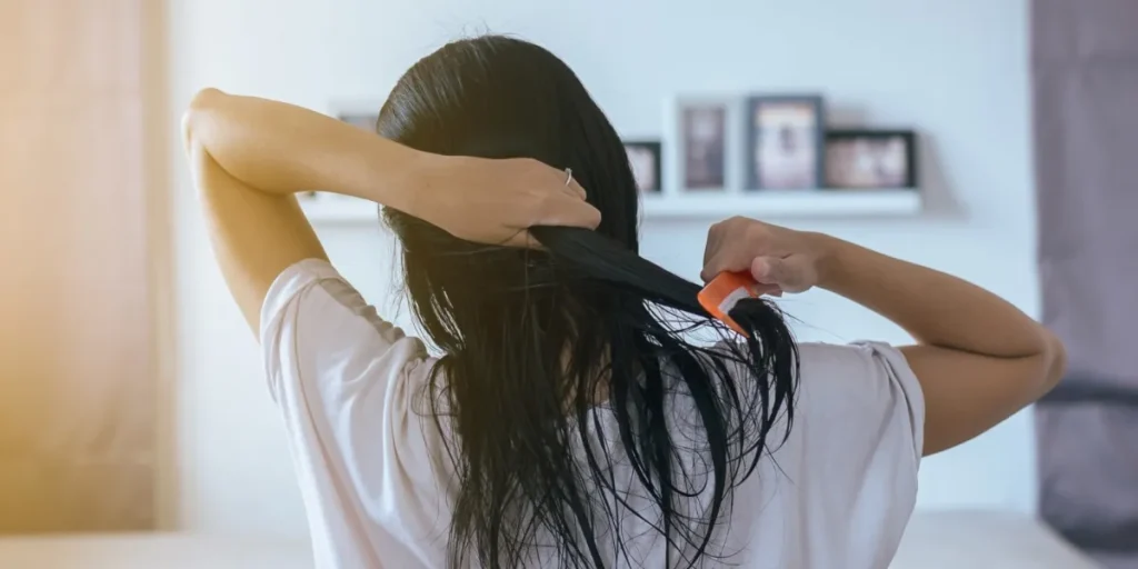 Soaking-Wet Freshly Washed Hair